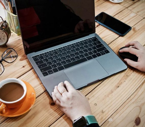 work-5071593_960_720 فرایند ثبت سفارش