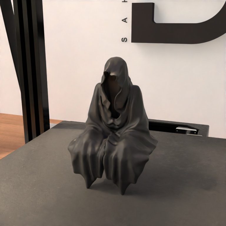 مجسمه شبح نشسته