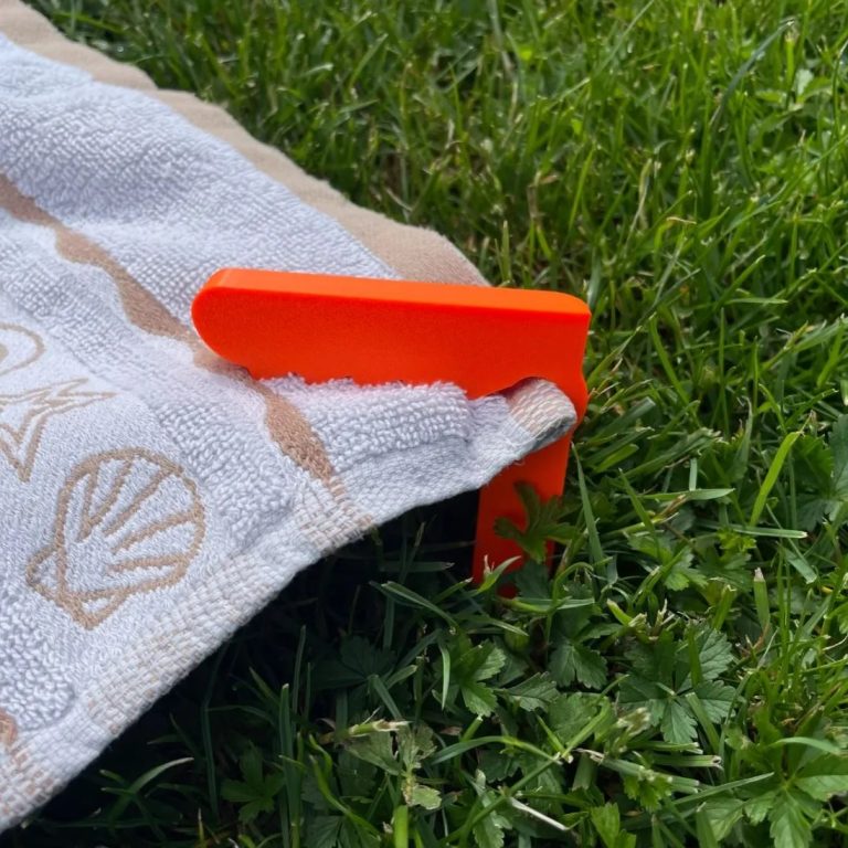 نگهدارنده زیرانداز ساحلی بسته 4 عددی