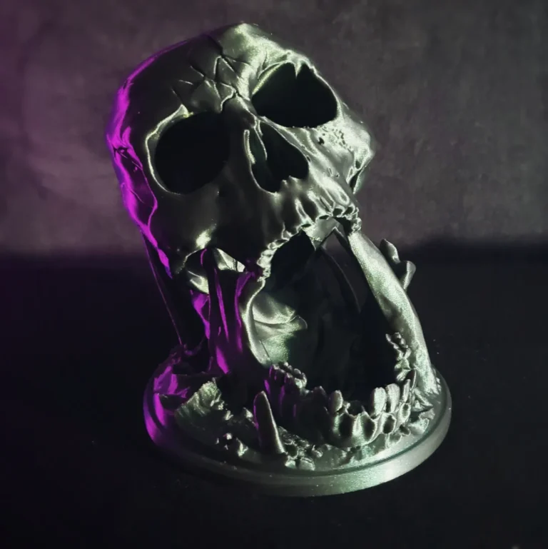 تاس انداز مدل جمجمه شکسته